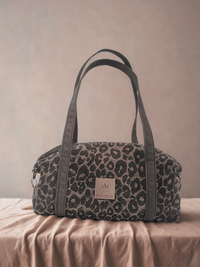 Handtasche Sabitatka Grey Leopard Baguette 1