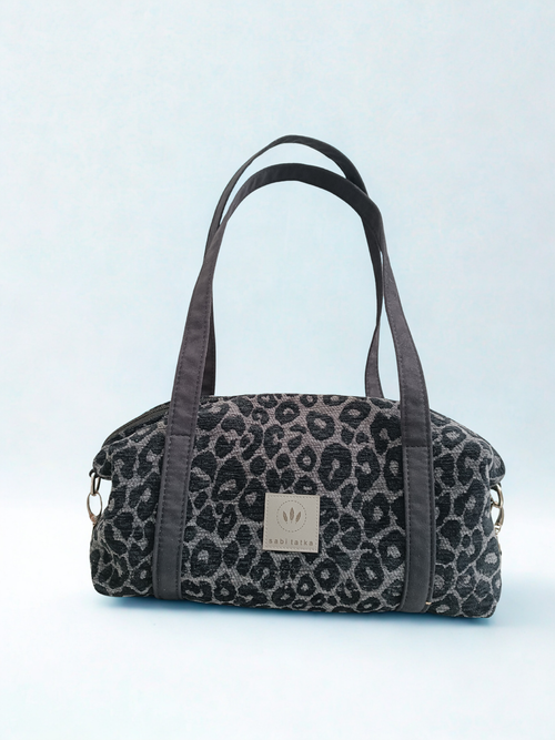 Handtasche Sabitatka Grey Leopard Baguette